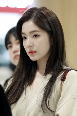 Irene_Bae_at_GMP-KIX_Airport_on_January_22,_2020.png